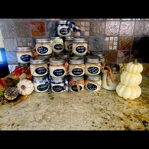 Organic soy candles in Autumn/Christmas oils! for friends, family and teachers!